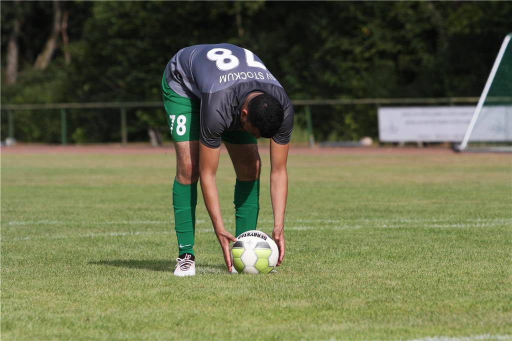 Als der SV Stockum in einer schwachen Saison trotzdem Oberligist Holzwickeder SC besiegte Youness Rissane entschied das Pokalspiel gegen Hokzwickede im Elfmeterschießen.