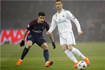 Yuri Berchiche (l) wechselt von Paris nach Bilbao. Foto: Christophe Ena/AP