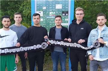 Yusuf Özdemir (v.l.), Tim Weiß, Marvin Schack, Tim Broszio, Norman Ast und Jan Müller verstärken ab Sommer den SV Preußen Lünen.