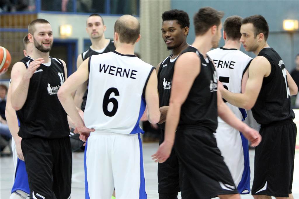 LippeBaskets-Aufstiegsheld Cajus Cramer erinnert sich an legendäres „Spiel des Jahrzehnts“ Yvan Noubissi war damals noch ein Gegner der LippeBaskets.