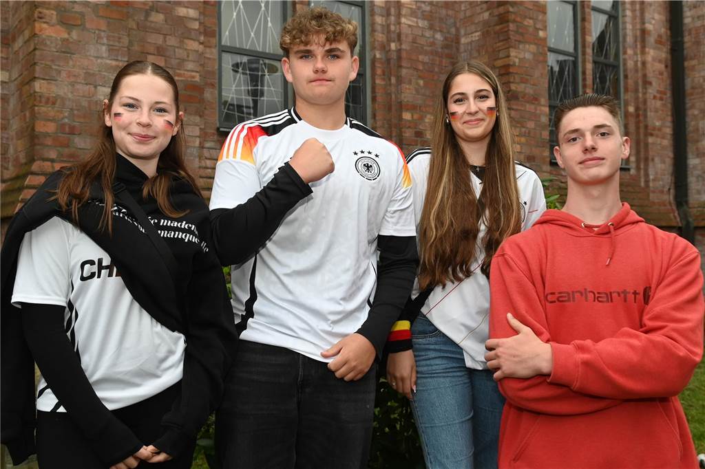 Zahlreiche Dorstener haben das Deutschland-Spiel beim Public Viewing am Platz der Deutschen Einheit verfolgt.