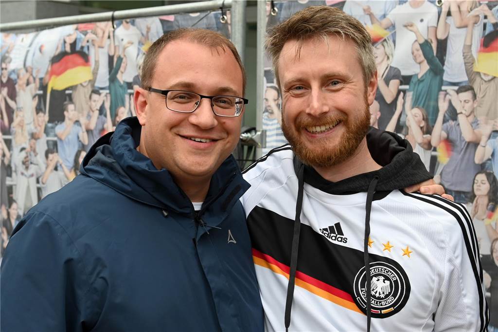 Zahlreiche Dorstener haben das Deutschland-Spiel beim Public Viewing am Platz der Deutschen Einheit verfolgt.