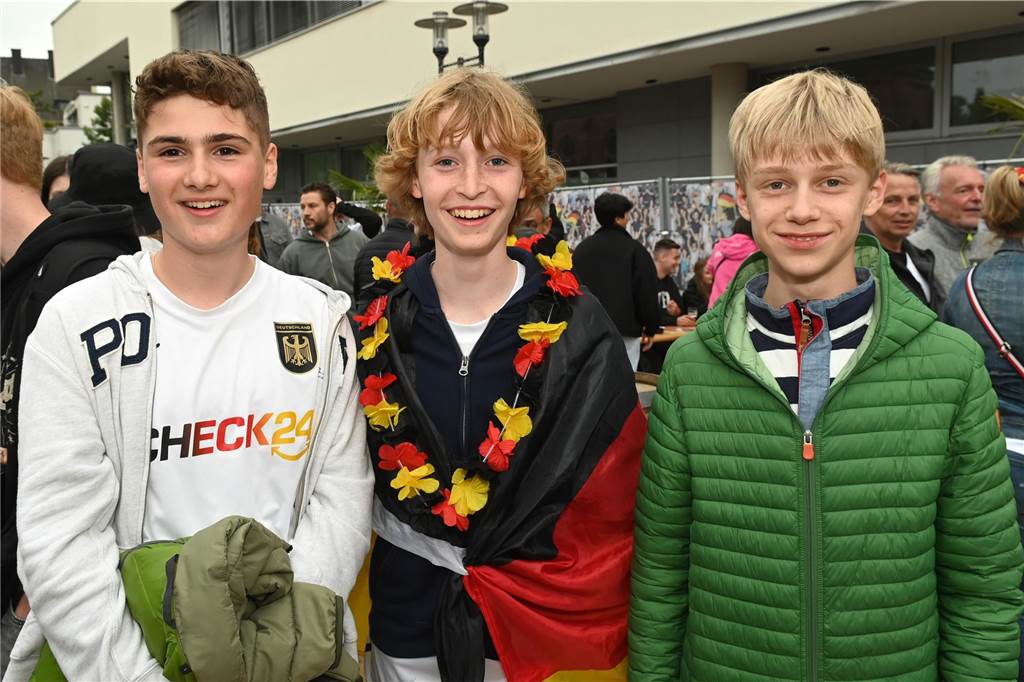 Zahlreiche Dorstener haben das Deutschland-Spiel beim Public Viewing am Platz der Deutschen Einheit verfolgt.