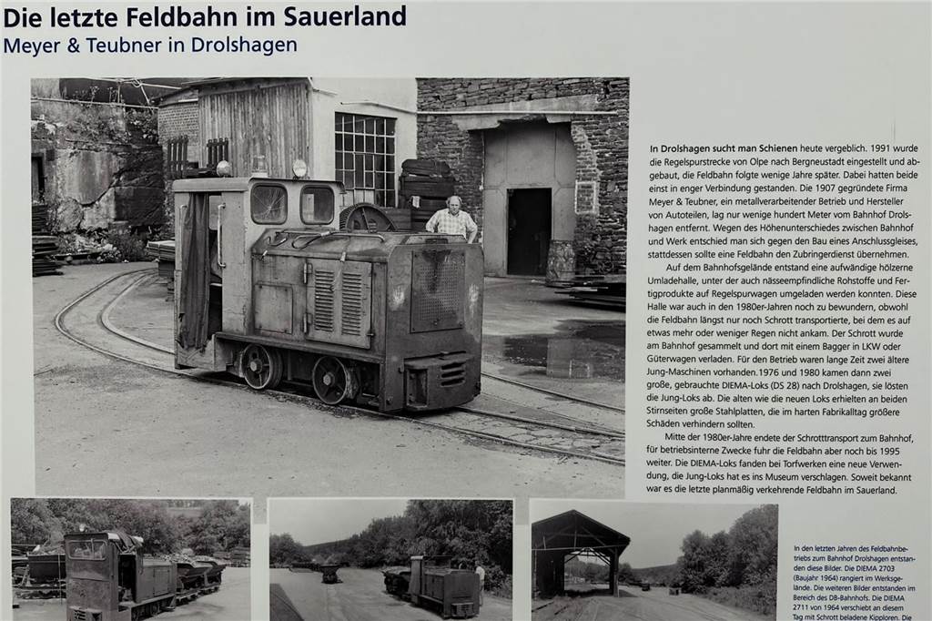 Kleine Schwester der Eisenbahn: Historische Ausstellung im Tisa-Archiv Eine Ausstellungstafel