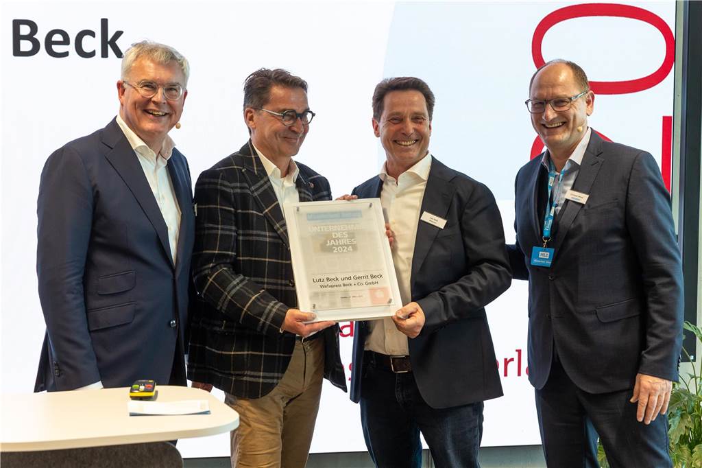 Zahlreiche Gäste nahmen an der Verleihung zum Unternehmer des Jahres 2024 bei Kemper in Vreden teil.