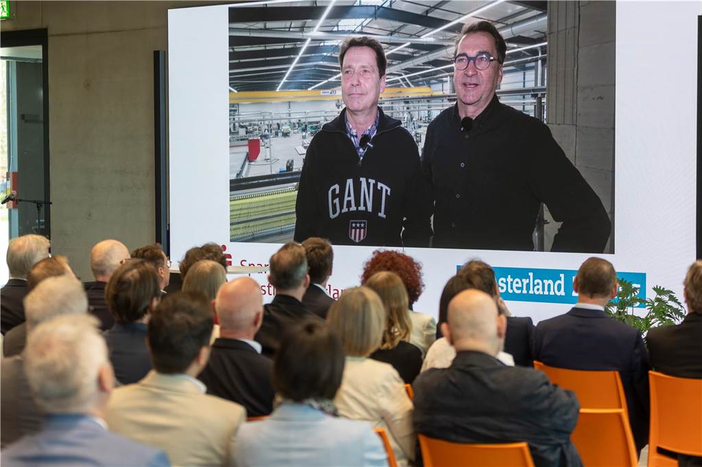 Zahlreiche Gäste nahmen an der Verleihung zum Unternehmer des Jahres 2024 bei Kemper in Vreden teil.
