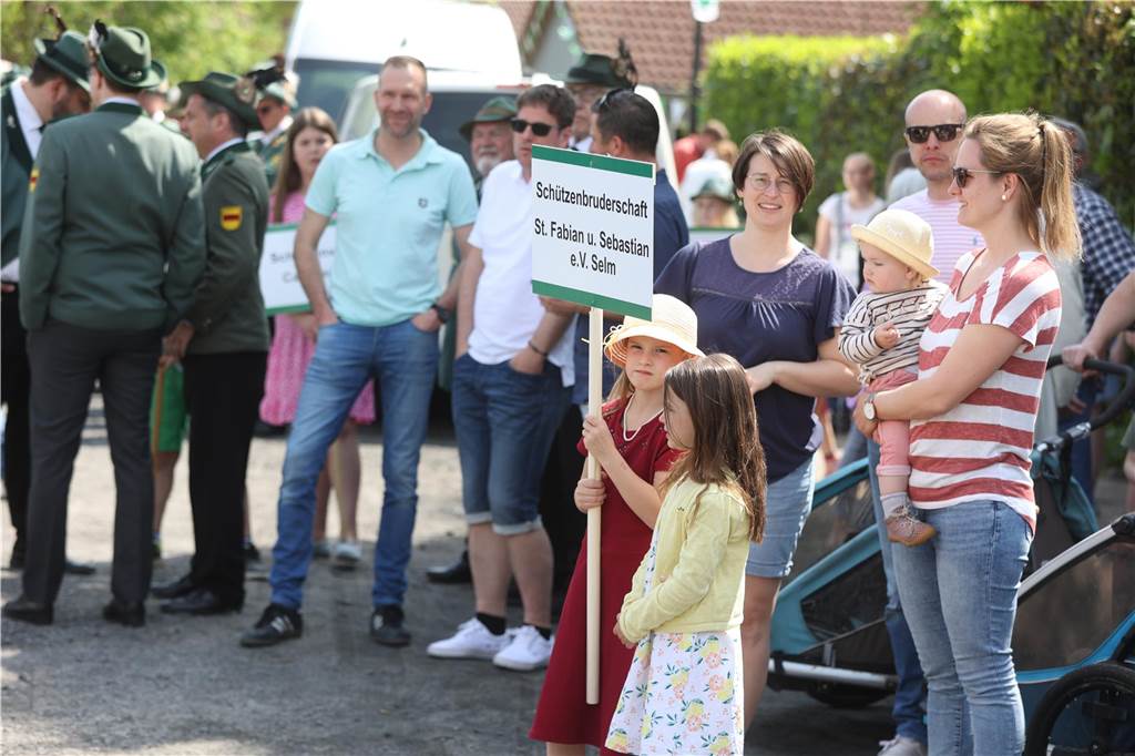 Zahlreiche Schützenverein, Spielmannszüge und Blaskapellen der Region beteiligten sich beim Festumzug des Cappenberger Schützenfestes.