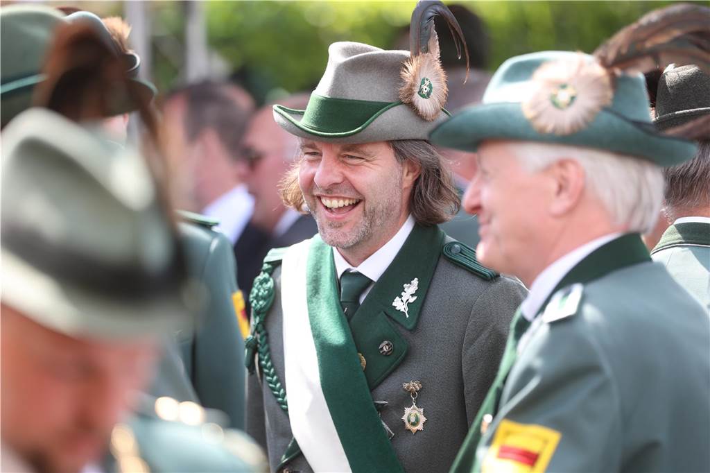 Zahlreiche Schützenverein, Spielmannszüge und Blaskapellen der Region beteiligten sich beim Festumzug des Cappenberger Schützenfestes.