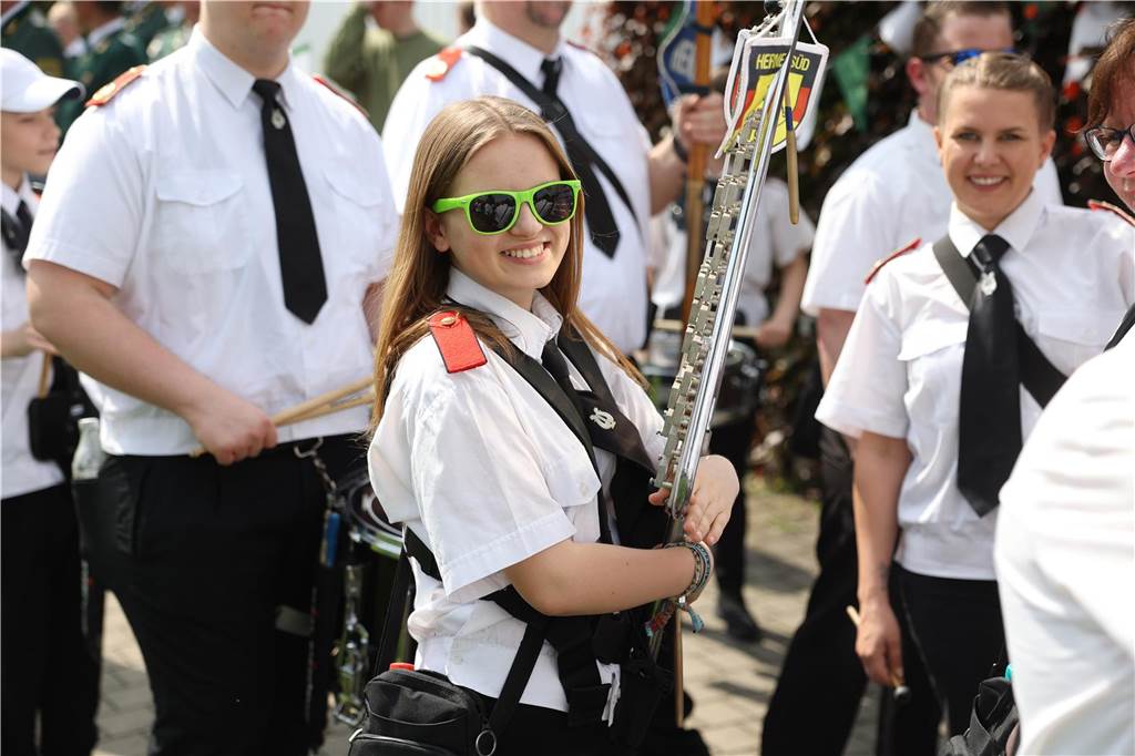 Zahlreiche Schützenverein, Spielmannszüge und Blaskapellen der Region beteiligten sich beim Festumzug des Cappenberger Schützenfestes.