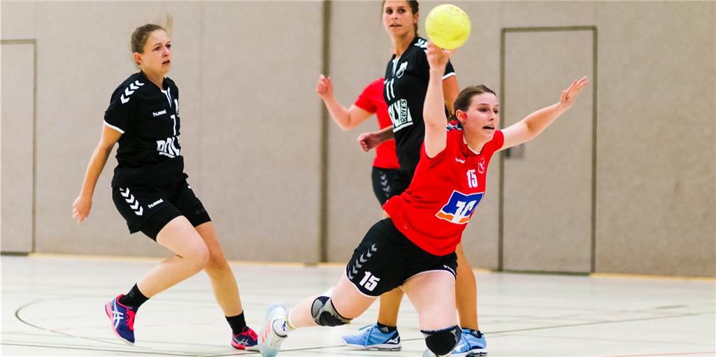 Relegation: DHG Ammeloe/Ellewick erarbeitet sich gute Ausgangsposition Zehn der 31 Tore für die DHG gingen auf das Konto von Helen Abbing.