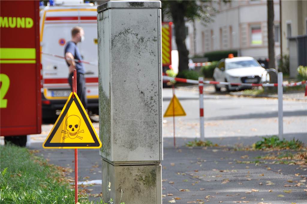 Waffennarr hielt Lütgendortmund in Atem: Jetzt steht die Strafe fest Zehn Tage lang durchsuchte die Polizei im September 2020 die Wohnung des heute 70-jährigen Rentners an der Volksgartenstraße. (Archiv)