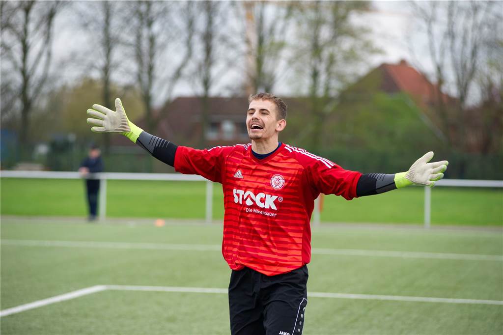 Spitzenreiter verzweifelt beim ETuS Haltern und jubelt trotzdem Sebastian Arentz