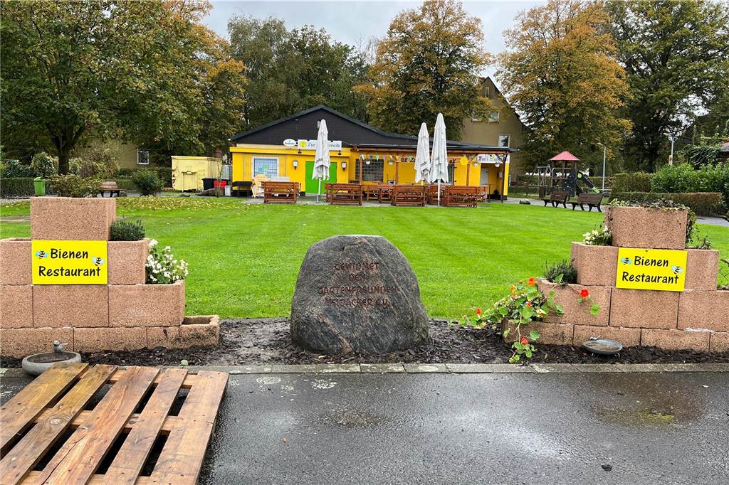 Aus für Gastronomie in Gartenverein: „Wir machen alles, damit es weitergeht“ Das Vereinsheim des Dortmuner Gartenvereins Zur Sonnenseite in Eving von weiter weg.