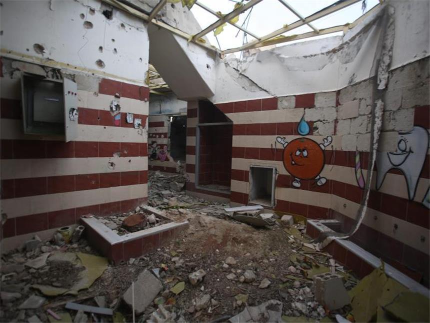 Syriens Opposition reist zu Friedensgesprächen Zerstörter Kindergarten: Hier fielen in den vergangenen drei Jahren immer wieder Bomben. Foto: Mohammed Badra