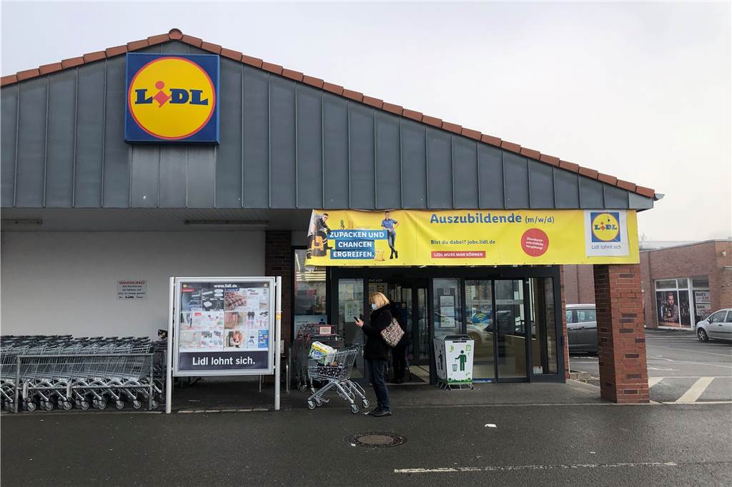 Zieht demnächst eine dm-Filiale in das alte Lidl-Gebäude an der Husener Straße? Wir sind diesem Gerücht nachgegangen.