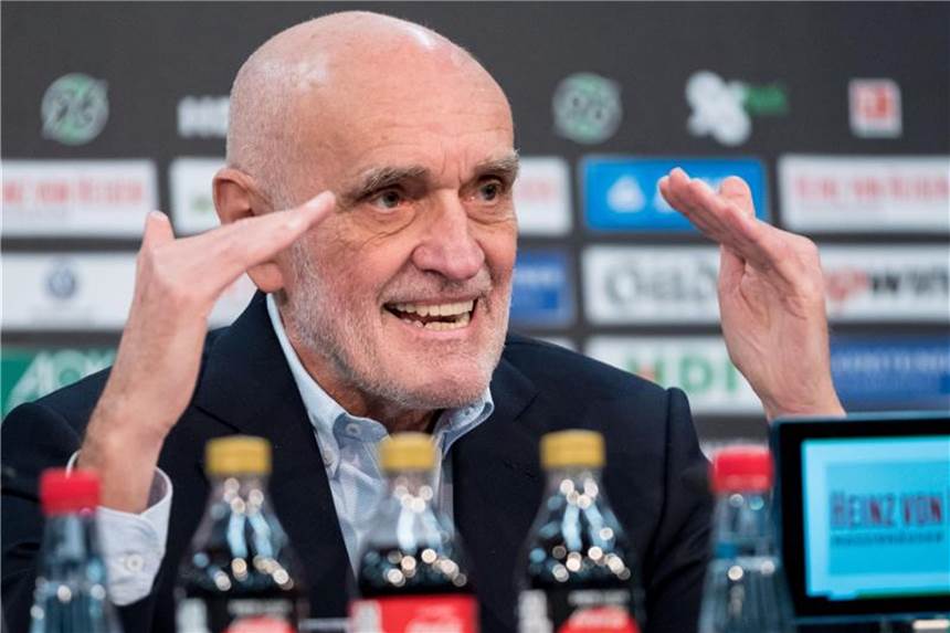 Kind klagt nach 50+1-Ablehnung vor Landgericht Frankfurt Zieht vor Gericht: 96-Clubboss Martin Kind. Foto: Peter Steffen