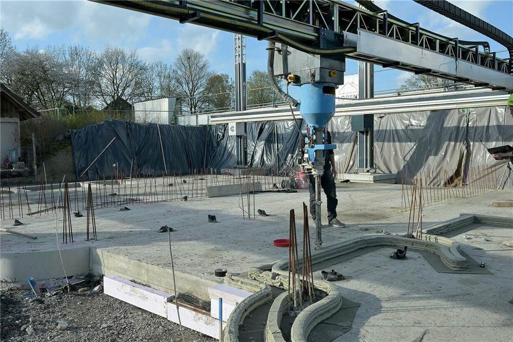 Zu Beginn des 3D-Drucks entstanden die untersten Elemente, bald ist in Capelle das Erdgeschoss bereits fertig.