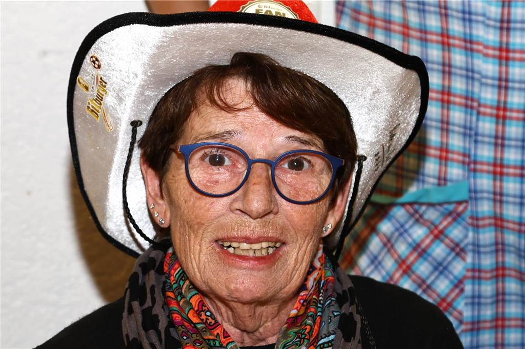 Frauen feiern bei der KFD Hamm-Bossendorf Karneval in Haltern