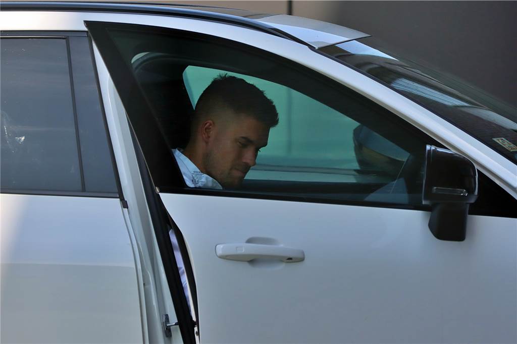 Zu Besuch beim BVB: Alexander Meyer am vergangenen Donnerstag auf dem Weg in die Geschäftsstelle Sport.