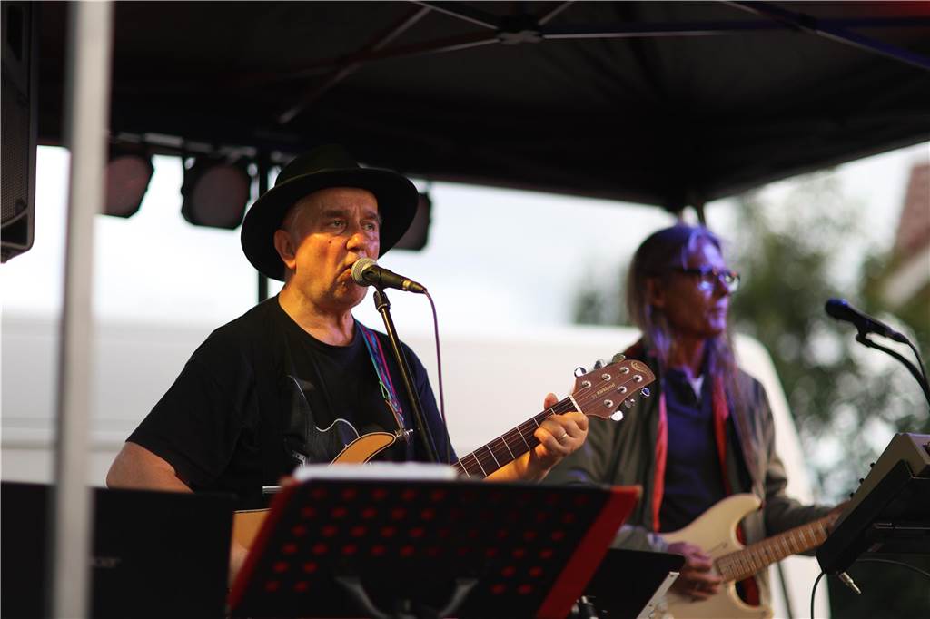 Zu Cappenberg Live waren wieder viele Musik-Fans auf den Dorfgemeinschaftsplatz gekommen.