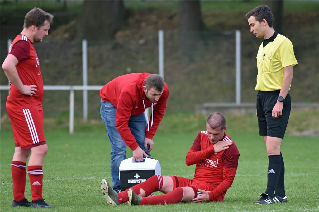 Markus Krüchting trotz 0:3 stolz auf VfB Alstätte: Nach Niederlage gegen Heiden Schlusslicht Zu den vielen Verletzten beim VfB gesellten sich am Sonntag auch Markus Krüchting und Stef Aagten (Foto).