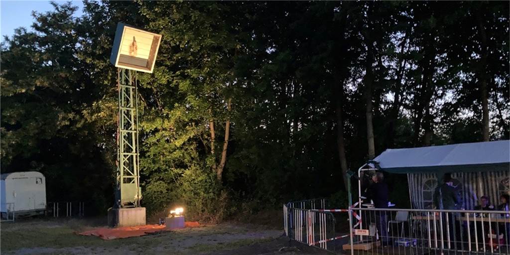 Schützenfest in Lünen-Süd: Königschießen abgebrochen, Entscheidung vertagt Zu dunkel war es am Ende des Abends - das Königsschießen in Lünen-Süd musste abgebrochen werden.