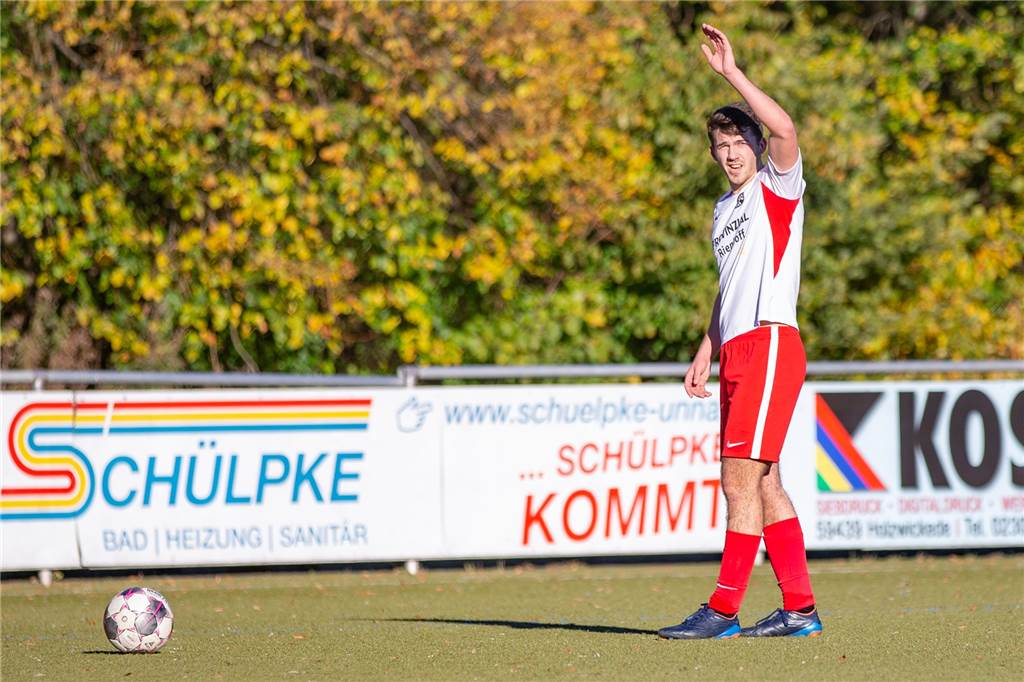TuRa-Glück in Nachspielzeit: SSV-U23 hat Spitzenreiter lange im Griff Jona Deifuß im Trikot des SSV Mühlhausen