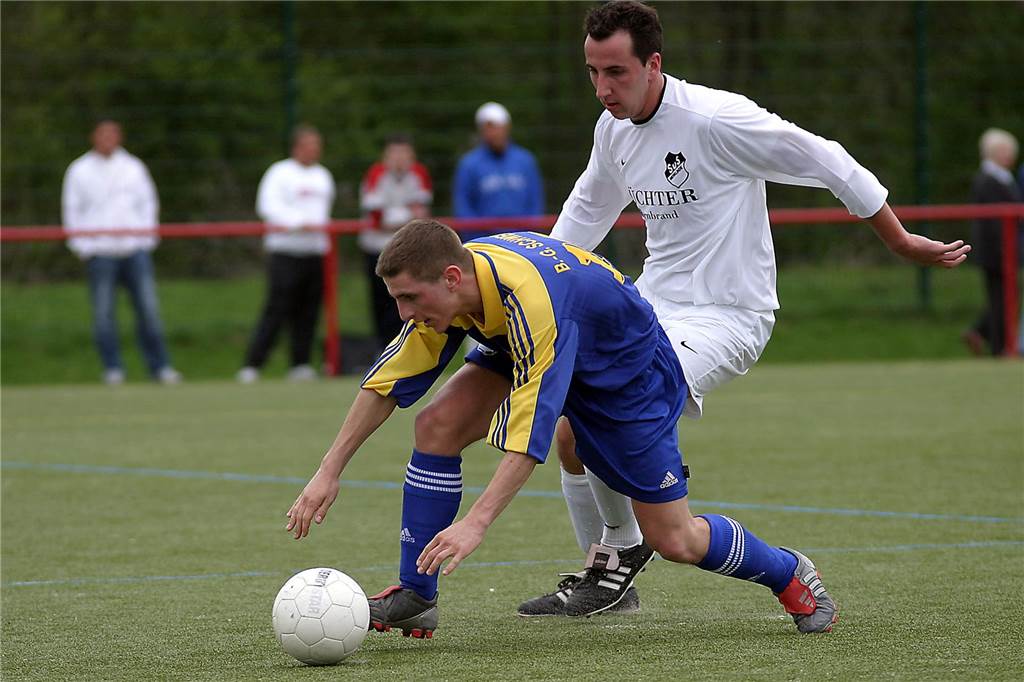 Zu Ostern 2004 gewann die Spvg Schwerin beim Bezirksliga-Spitzenreiter SuS Merklinde mit 3:1. Danach verpasste der SuS den Landesliga-Aufstieg.
