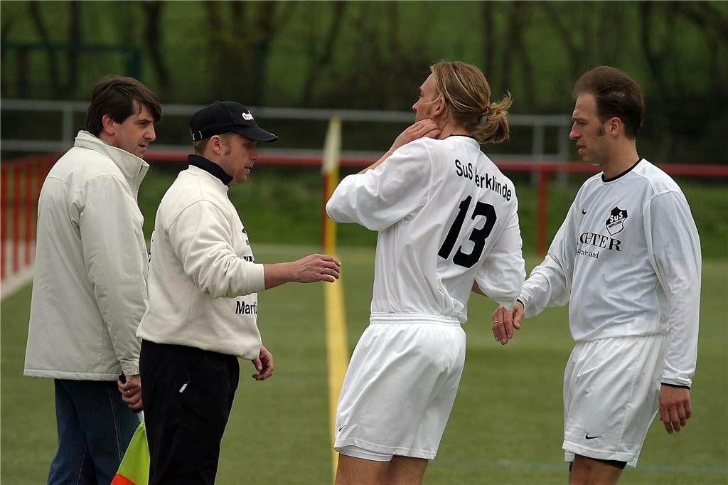 Zu Ostern 2004 gewann die Spvg Schwerin beim Bezirksliga-Spitzenreiter SuS Merklinde mit 3:1. Danach verpasste der SuS den Landesliga-Aufstieg.