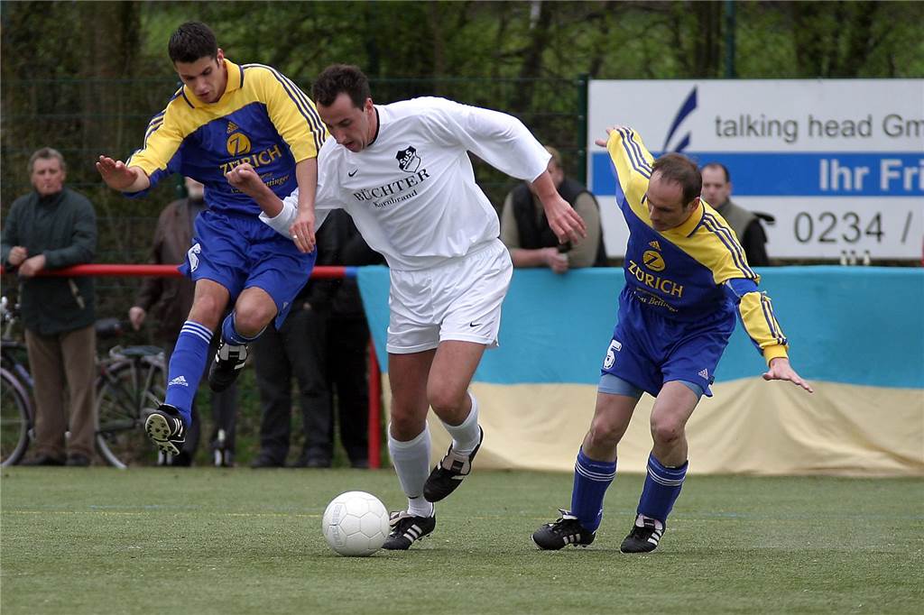 Zu Ostern 2004 gewann die Spvg Schwerin beim Bezirksliga-Spitzenreiter SuS Merklinde mit 3:1. Danach verpasste der SuS den Landesliga-Aufstieg.