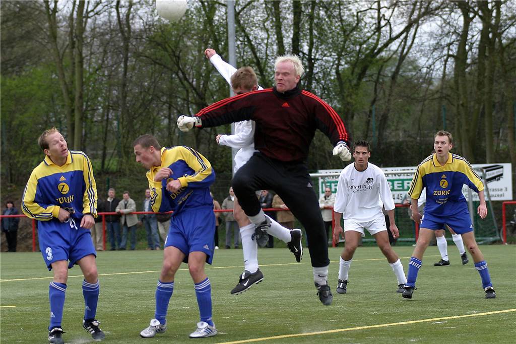Zu Ostern 2004 gewann die Spvg Schwerin beim Bezirksliga-Spitzenreiter SuS Merklinde mit 3:1. Danach verpasste der SuS den Landesliga-Aufstieg.