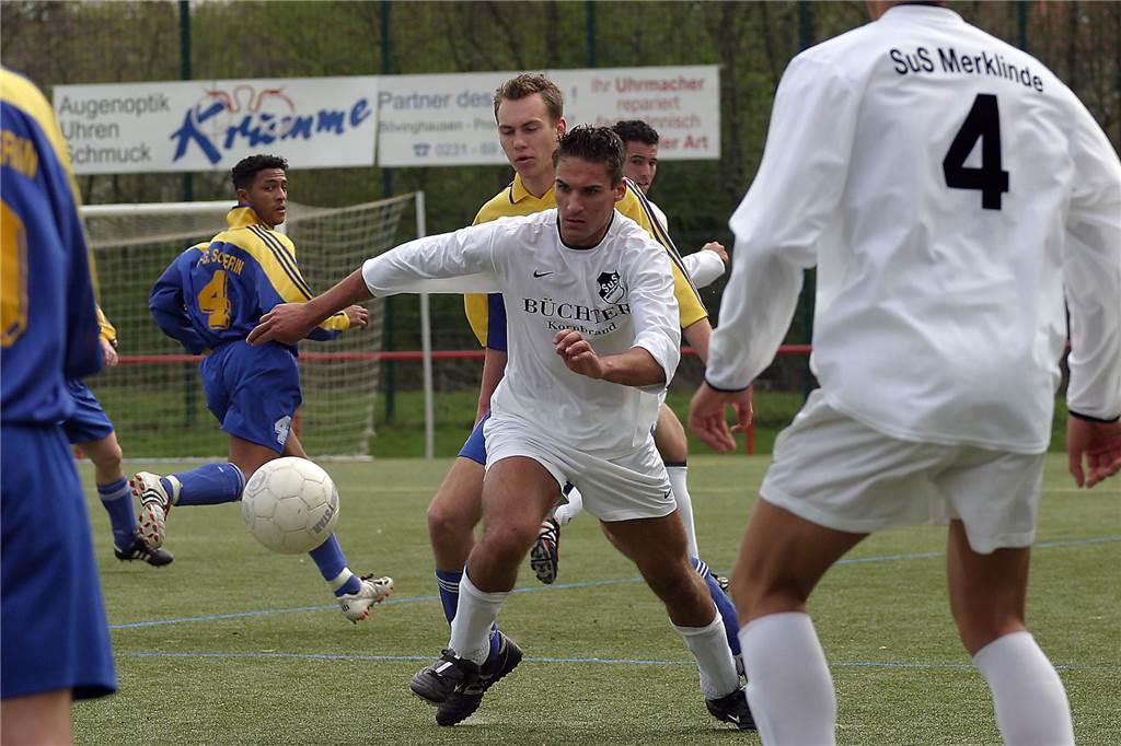 Zu Ostern 2004 gewann die Spvg Schwerin beim Bezirksliga-Spitzenreiter SuS Merklinde mit 3:1. Danach verpasste der SuS den Landesliga-Aufstieg.
