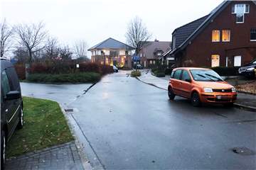 Zu schnell gefahren wird an der Straße Roggenkamp in Raesfeld. Obwohl dort ein Spielplatz liegt.
