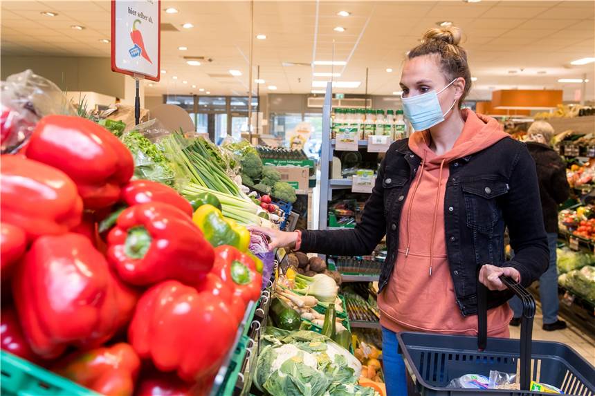 Leader-Region sucht Erzeuger lokaler und regionaler Produkte für Projekt Zu selten schaffen es regionale Produkte – nicht nur Lebensmittel – in eine breite Vermarktung. In einem Leader-Projekt soll jetzt nach einer Lösung gesucht werden. Mit Anbietern aus Ahaus, Heek und Legden und internationalen Partnern aus den Niederlanden und Finnland.