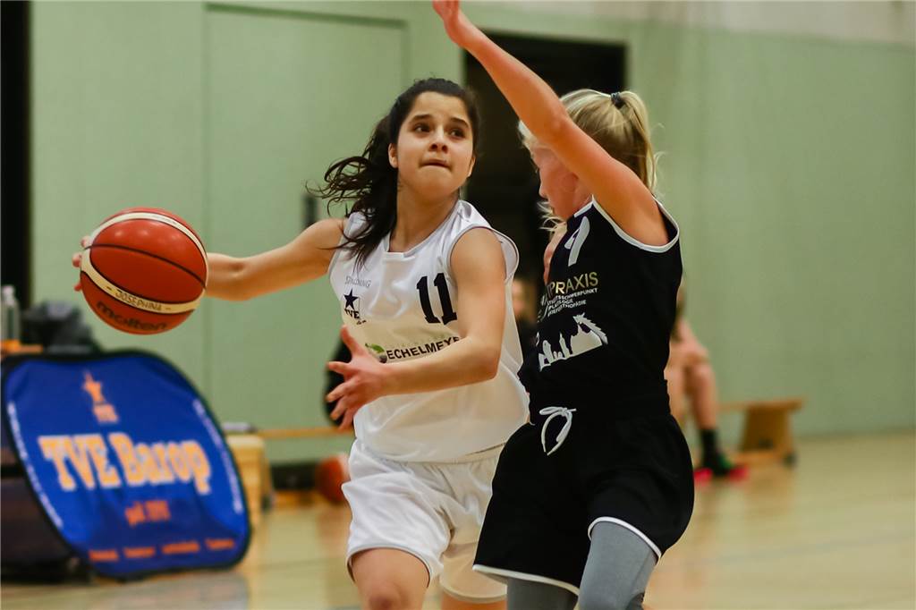Basketball-Nachwuchsspielerin des TVE Barop: Mein Traum ist die Nationalmannschaft Zulikhan Chahin spielt auch bei den Jungs in der u14-Oberliga mit.