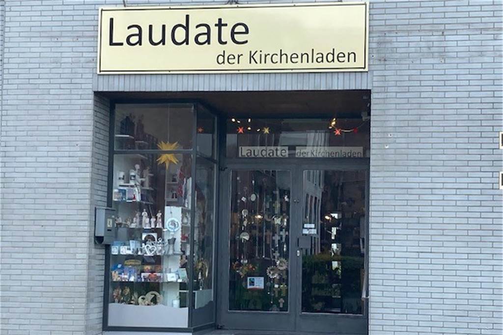 Ursula Schlienkamp schließt Laudate-Laden: „Rechnet sich nicht mehr“ Zum 30. Juni schließt Laudate und wird als Online-Shop weiter betrieben.