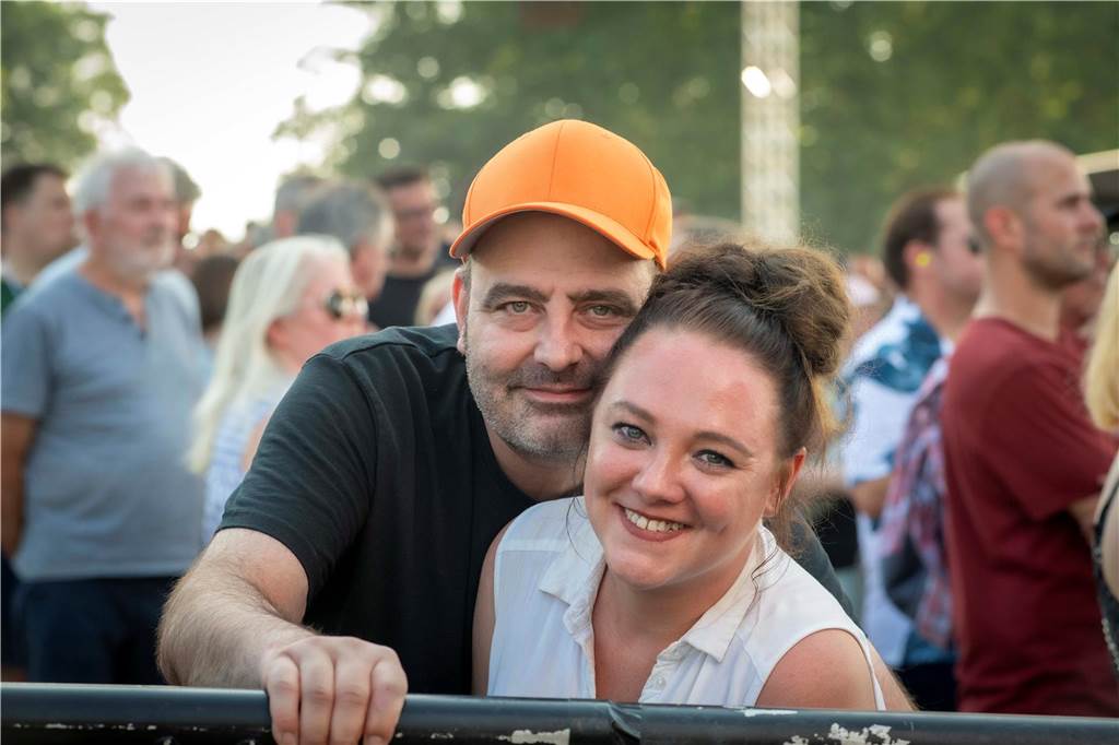 Zum Auftakt des Sunset Beach Festivals gab Toto in Haltern ein begeisterndes Konzert. Tausende Fans waren aus dem Häuschen.