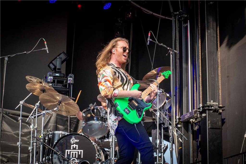 Zum Auftakt des Sunset Beach Festivals gab Toto in Haltern ein begeisterndes Konzert. Tausende Fans waren aus dem Häuschen.