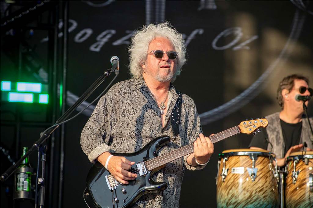 Zum Auftakt des Sunset Beach Festivals gab Toto in Haltern ein begeisterndes Konzert. Tausende Fans waren aus dem Häuschen.