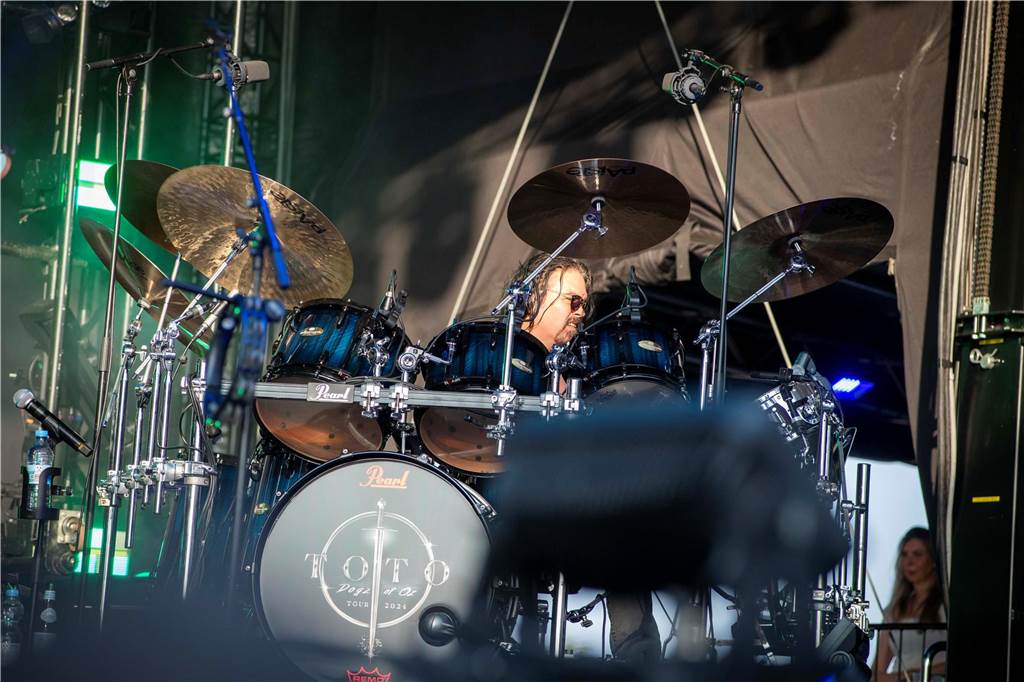 Zum Auftakt des Sunset Beach Festivals gab Toto in Haltern ein begeisterndes Konzert. Tausende Fans waren aus dem Häuschen.