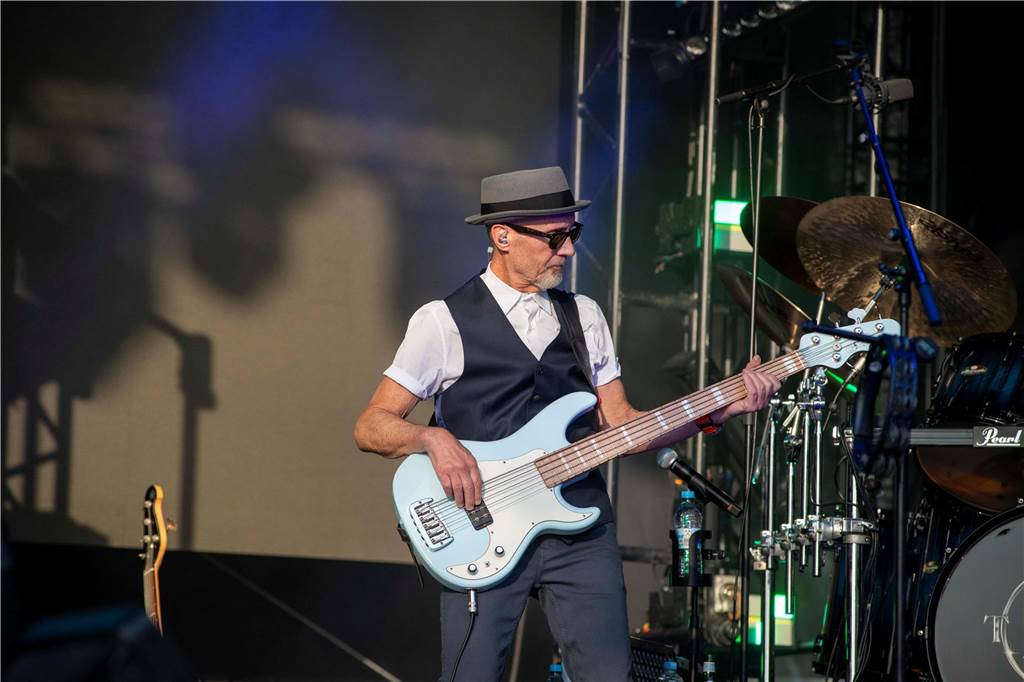 Zum Auftakt des Sunset Beach Festivals gab Toto in Haltern ein begeisterndes Konzert. Tausende Fans waren aus dem Häuschen.