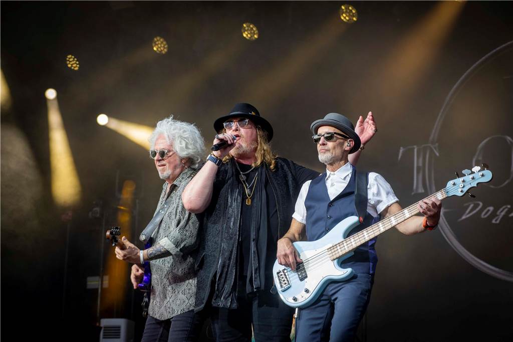 Zum Auftakt des Sunset Beach Festivals gab Toto in Haltern ein begeisterndes Konzert. Tausende Fans waren aus dem Häuschen.