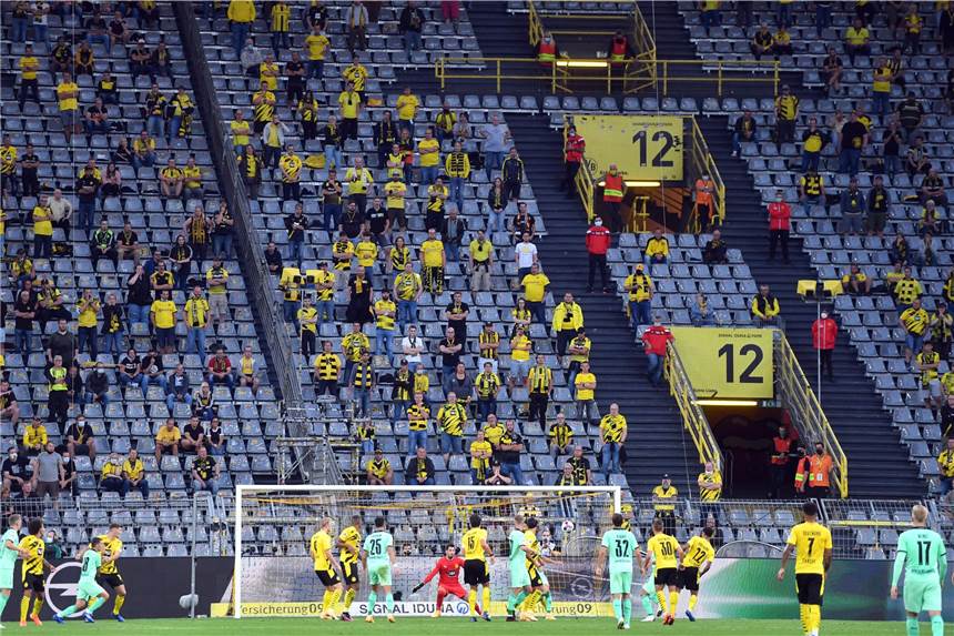 DFL veröffentlicht Bundesliga-Spielplan: BVB startet gegen Frankfurt Zum Bundesliga-Start Mitte August werden die BVB-Fans mit großer Wahrscheinlichkeit in den Signal Iduna Park zurückkehren.