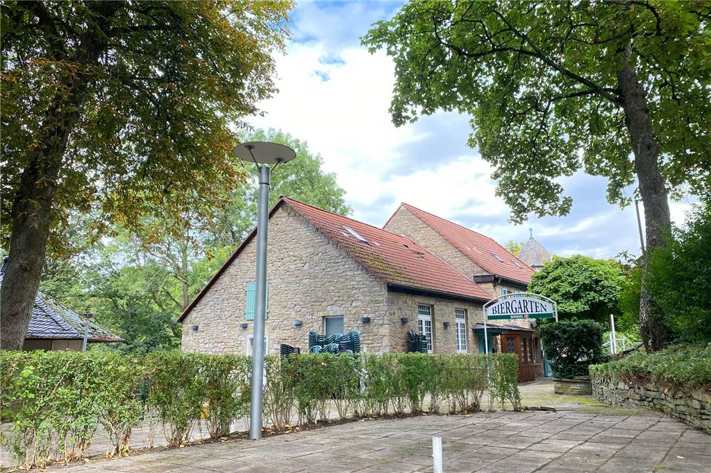 Neue Aussichten für Traditions-Restaurant: Am „Alt Syburg“ tut sich was Zum denkmalgeschützten Gebäude gehören auch zwei Wohnungen.