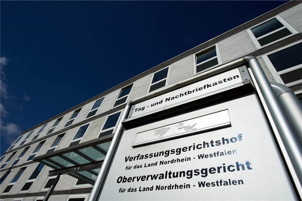 Streit um Nachtflüge am Flughafen Dortmund: Gericht weist Klage zurück Zum dritten Mal hat das OVG in Münster über die Betriebszeiten am Flughafen entschieden.