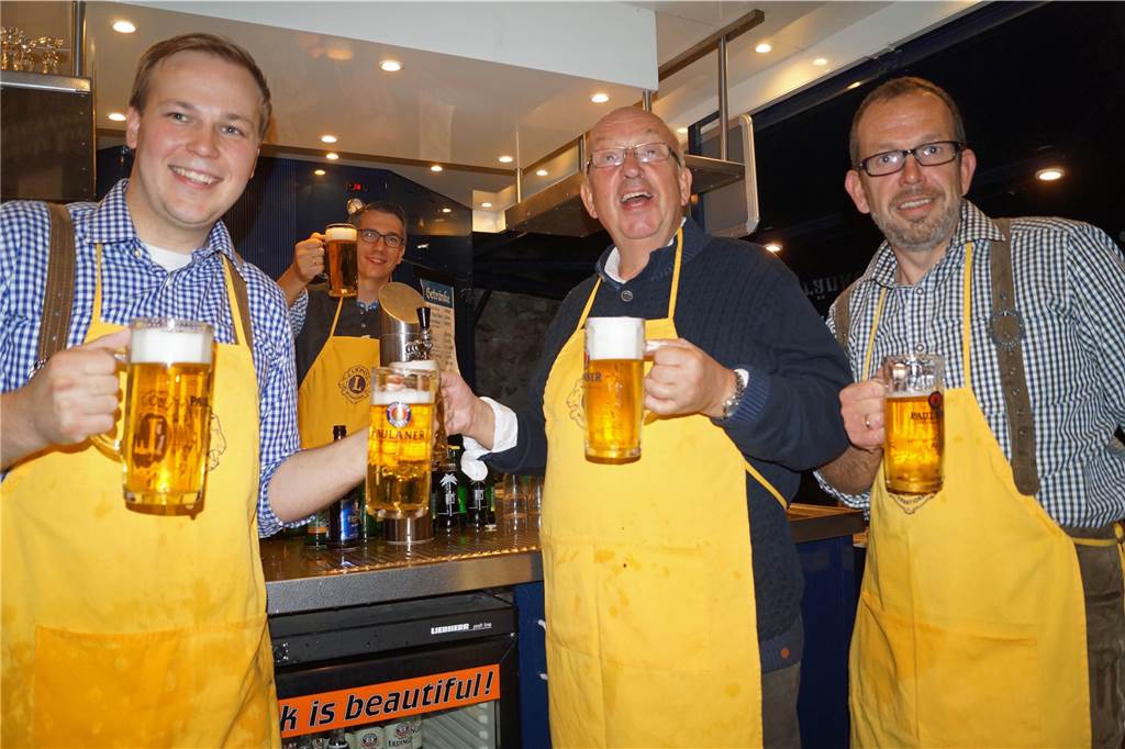 Oktoberfest in Werne als größte Spendenveranstaltung des Lions Clubs abgesagt Zum siebten Mal wollte der Lions Club Werne an der Lippe, hier mit Philipp Gärtner (l.) als Sekretär, das Oktoberfest eröffnen.