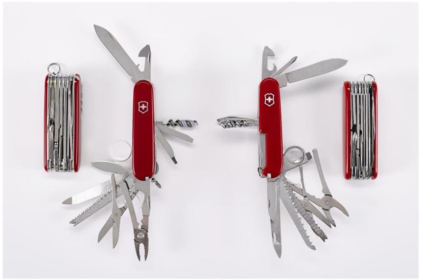 Billigkopien von Markenprodukten erkennen Zum Verwechseln ähnlich: Der Taschenmesser-Hersteller Victorinox wurde Opfer eines Plagiates. Links das Original, rechts die Fälschung. Foto: Aktion Plagiarius e.V