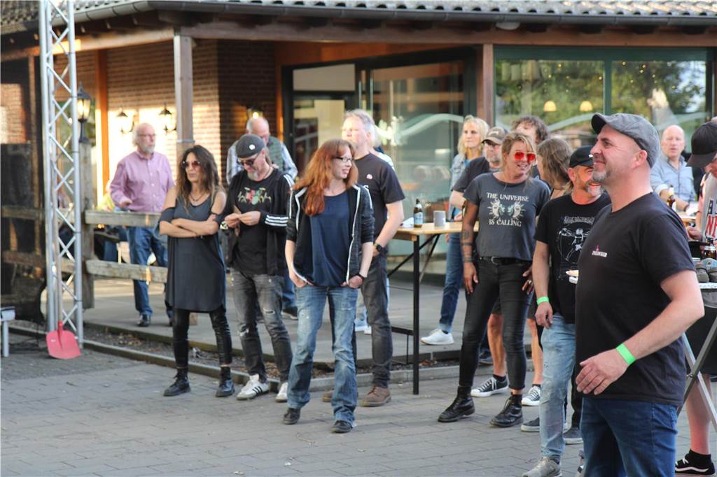 Rockmusik für den guten Zweck: „Moonlight Thief“eröffnen Zwillrock Festival