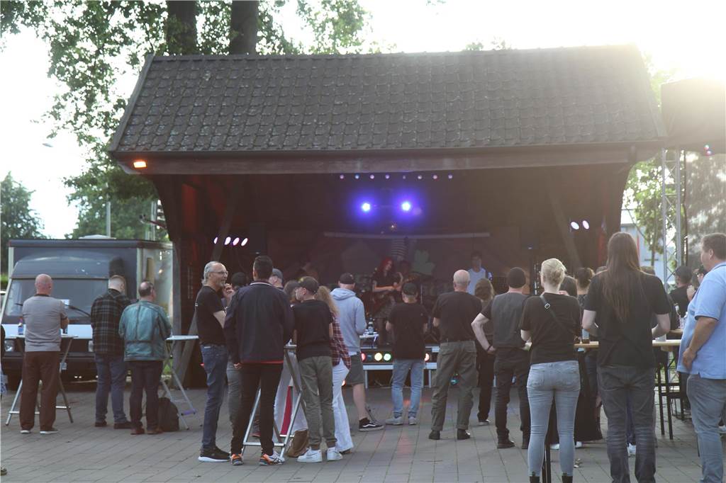 Rockmusik für den guten Zweck: „Moonlight Thief“eröffnen Zwillrock Festival