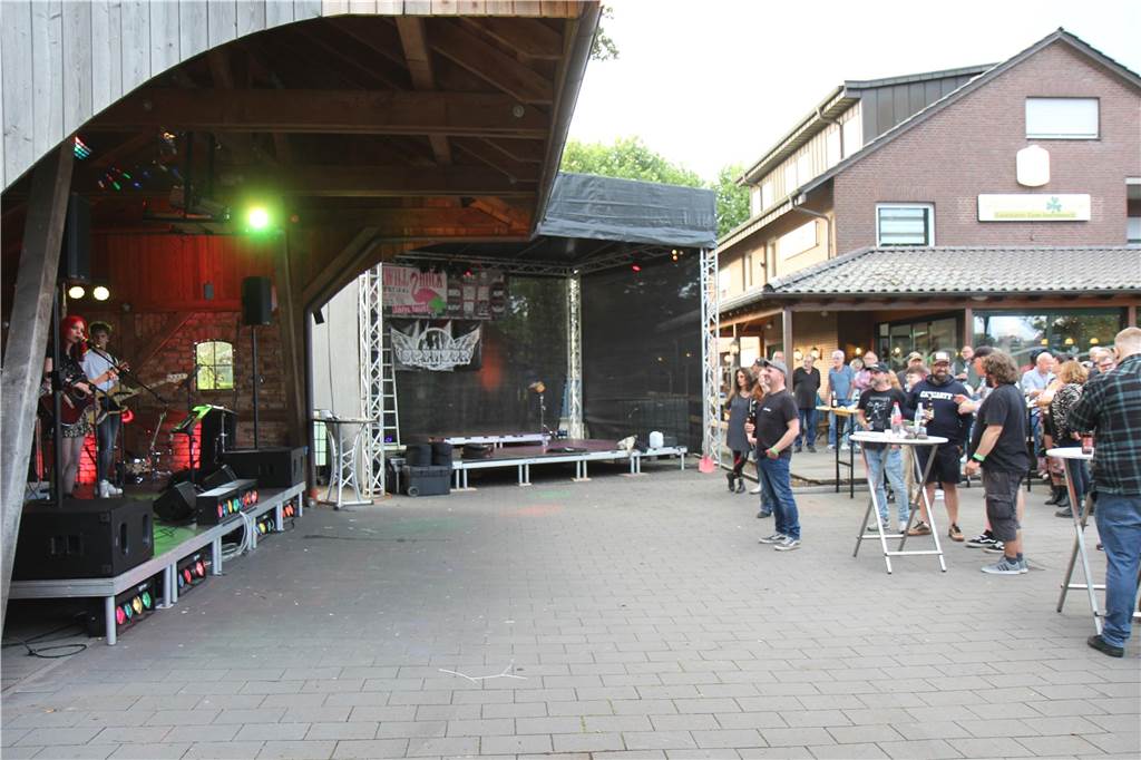 Rockmusik für den guten Zweck: „Moonlight Thief“eröffnen Zwillrock Festival